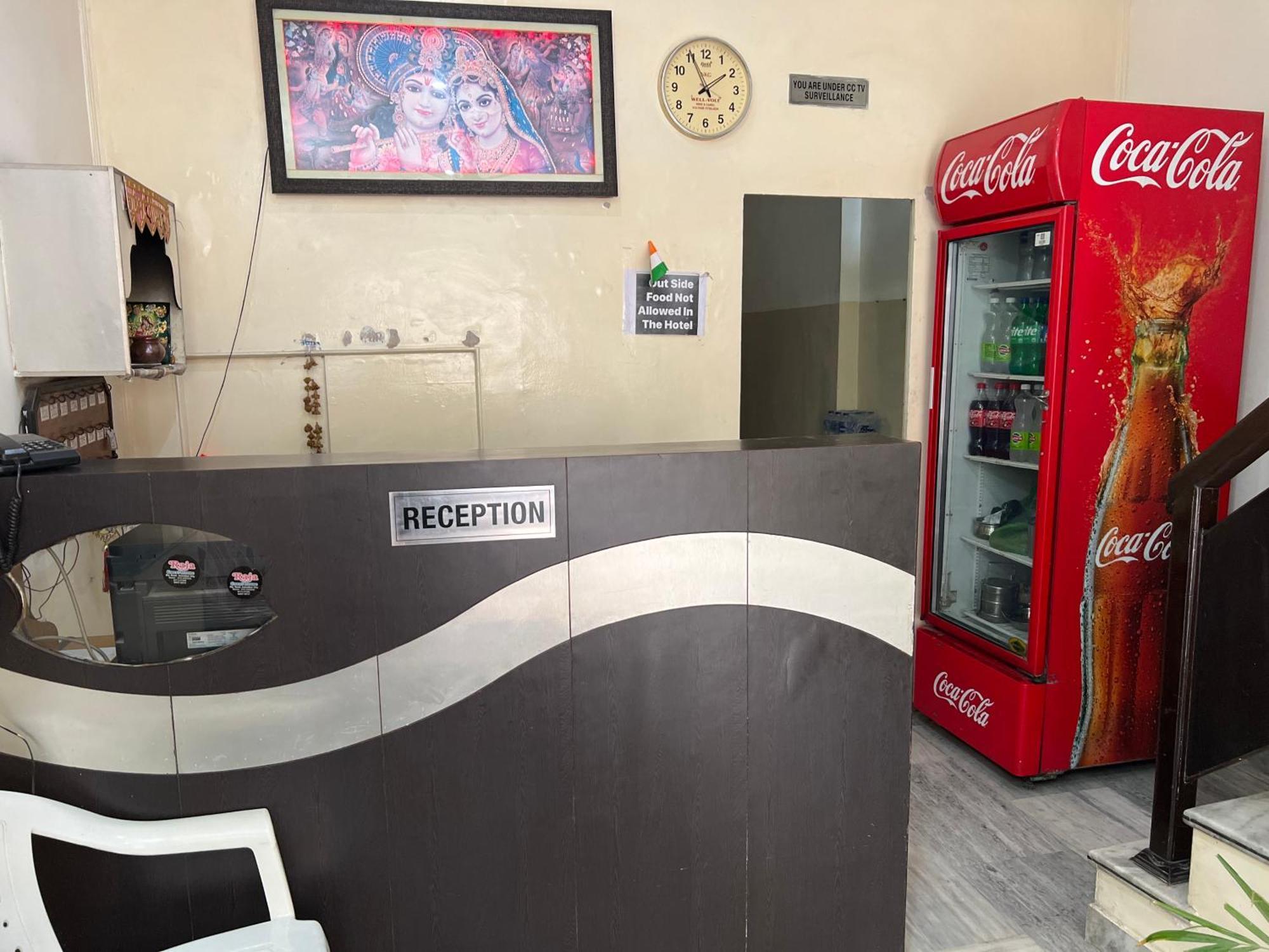 Raja Guest House -- Jalandhar Railway Station -- For Family, Couples, Travellers Bagian luar foto